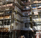 Напредва санирането на блок № 217 в „Тракия“